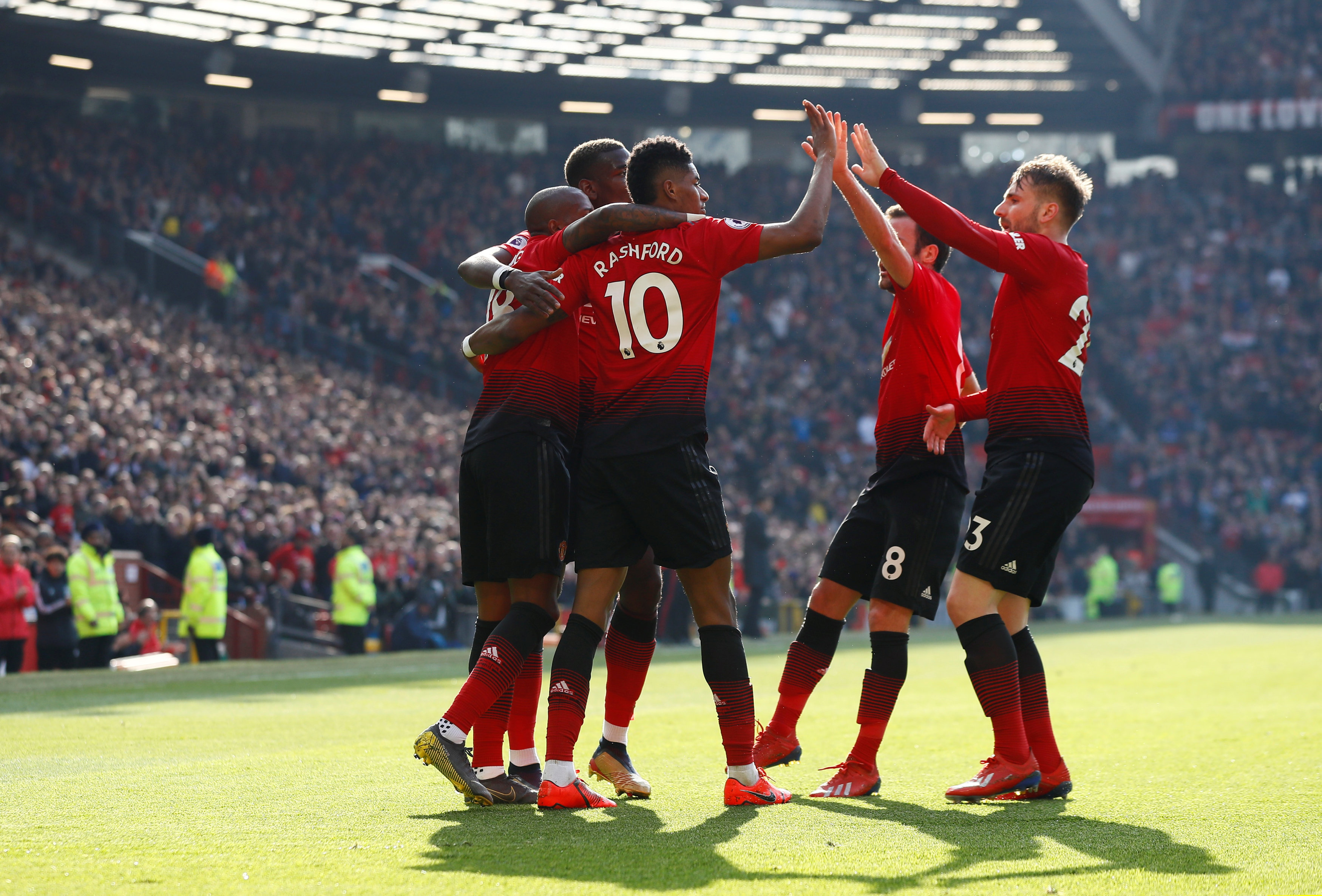 目的新闻正 目的新闻正